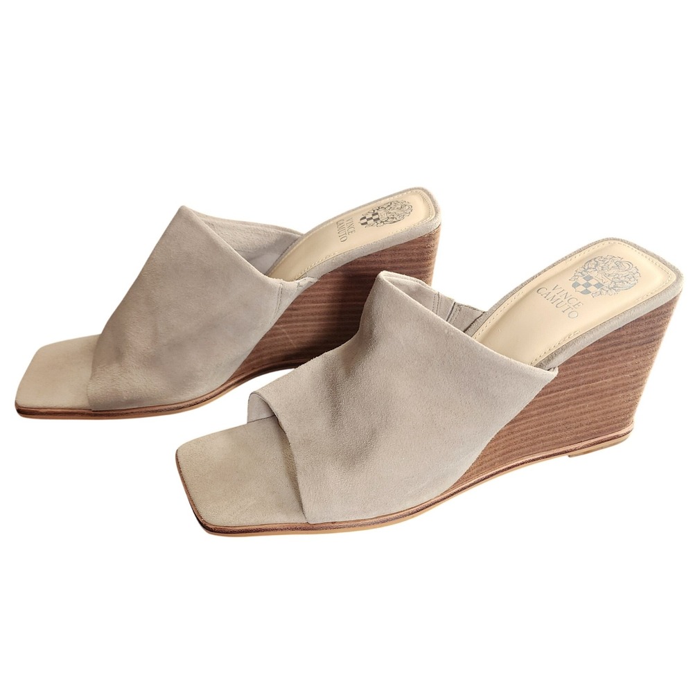 NMOT Vince Camuto Jorlila Wedge Sandals Womens 11 Tan Slip On Stacked Heels